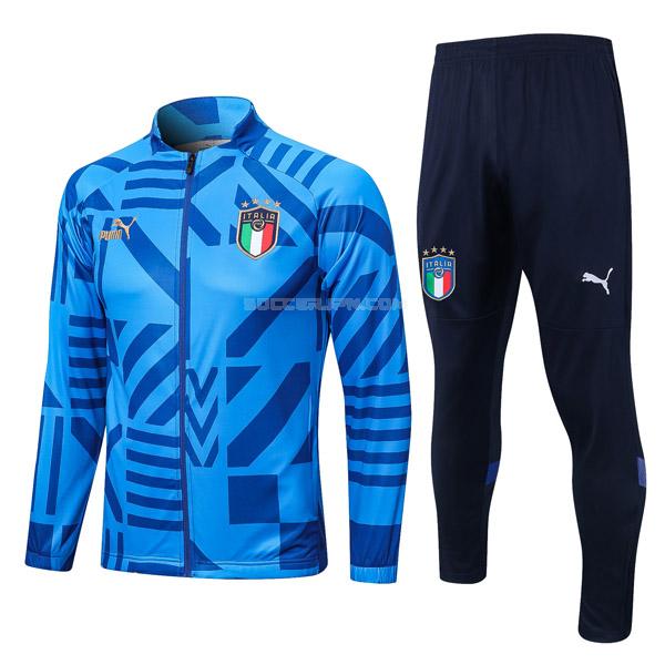 イタリア 2022 221228a1 青い ジャケット